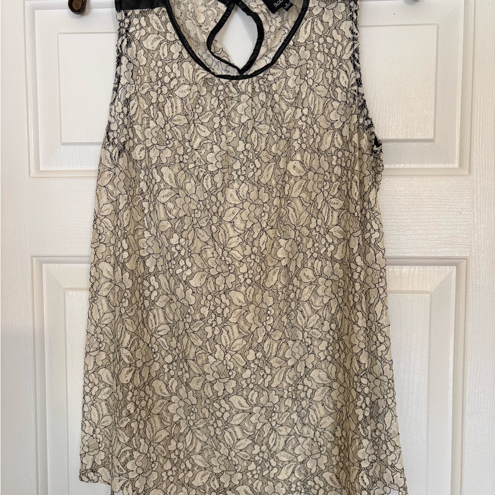 Bobeau Cream Lace Sleeveless Camisole with Black Leather Trim